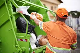 Best Commercial Junk Removal  in Salyersville, KY